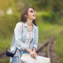 Lima ramalan zodiak ini menyukai cewek cantik yang natural dari pada berdandan dengan makeup.