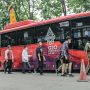 Satu unit bus tenaga listrik yang masih tahap uji coba dan siap dioperasikan pada 22 Desember 2022. (KHOLID/JABAR EKSPRES)