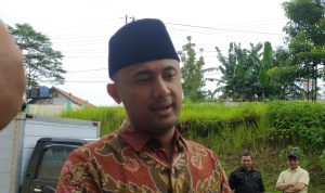 Bupati Bandung Barat Hengky Kurniawan berharap peran ulama mampu menurunkan atensi p]olitik saat monumen pesta demokrasi digelar.