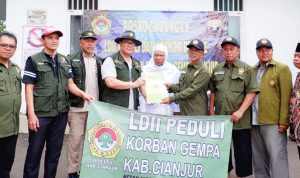 LDII Jabar Serahkan Bantuan pada Korban Gempa Cianjur LDII Jabar Serahkan Bantuan pada Korban Gempa Cianjur