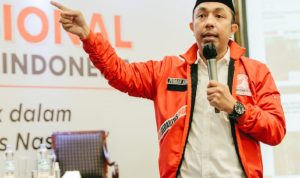 HARUS BIJAK: Juru bicara DPP PSI, Furqan AMC mengingatkan Gubernur Ridwan Kamil agar tidak terjebak dalam kebijakan "Tricky" Wali Kota  Depok yang hendak menggusur SDN Pondok Cina 1.
