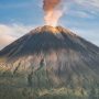 Status Gunung Semeru Turun Dari Awas Menjadi Siaga