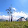 tempat camping di Bandung murah untuk merayakan tahun baru, dengan suasana alam pegunungan bisa dijadikan altenatif untuk merayakannya