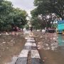 Banjir di Kota Bandung khususnya di wilayah Pasar Induk Gedebage, Kota Bandung terus mengancam warga yang hinggaa kini belum ada solusi konkrit dari pemandu kebijakan. (YANUAR/JABAR EKSPRES)