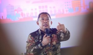 Yana Mulyana Sampaikan Empat Isu Strategis Wali Kota Yana Mulyana menyampaikan empat isu strategis yang harus disiapkan para Camat dalam rangka menyusun Rencana Pembangunan Daerah (RPD) Kota Bandung 2024-2026.