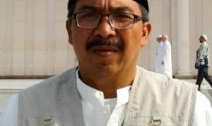 Camat Cikalongwetan, Dadang A. Sapardan