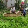 Makam Halimah di TPU Islam Kampung Saar Mutiara RT 03 RW 07, Desa Karangtanjung, Kecamatan Cililin, Kabupaten Bandung Barat (KBB). Korban pembunuhan Wowon CS. Foto:Akmal Firmansyah/Jabarekpres