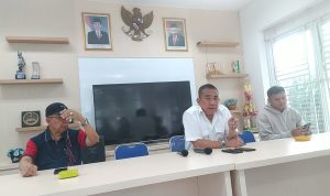 MEMANAS: KONI KBB siap duduk bersama dengan Bupati Hengky untuk kemajuan olahraga di tengah kurang harmonisnya hubungan karena soal bantuan hibah yang minim. (Akmal Firmasnyah/Jabar Ekspres)