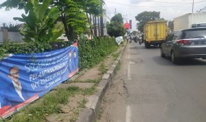 Memasuki tahun politik di sepanjang jalan Raya Padalarang terlihat sudah banyak spanduk atau baliho mili Bakal Calon Anggota Legislatif