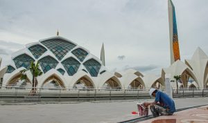 Pembukaan akses atau jalan utama menuju Masjid Raya Al Jabbar yang berlokasi di Gedebage Kota Bandung masih terus dirumuskan