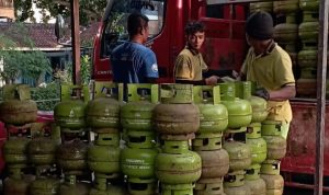 Pemerintah dalam waktu dekat akan memberlakukan penjualan Gasl elpiji 3 kg melalui agen penyalur remi dengan menggunakan e-KTP