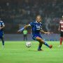 Persib Bandung berhasil merebut tiga poin saat menghadapi Madura United. Gol pemecah kebuntuan diciptakan David Da Silva (persib.co.id)
