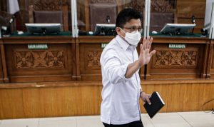 Ferdy Sambo lolos dari tuntutan mati yang dibacakan oleh JPU dalam lanjutan sidang di Pengadilan Negeri Jakarta Selatan, Selasa (17/1/2023). (Antara)