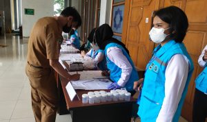 Untuk memastikan kalangan ASN tidak konsumsi narkoba, Badan Narkotika Nasional (BNN) Kabupaten Bandung Barat lalukan tes urine
