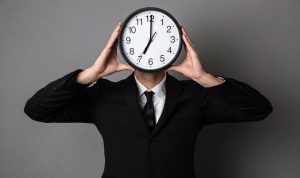 Contoh Khutbah Jumat Singkat Tentang Sikap Orang yang Suka Menunda-nunda