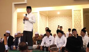 Alhamdulilah! Masjid Agung Kota Bogor Mulai Dioperasikan untuk Beribadah, Ini Pesan Bima Arya BERIKAN PESAN-PESAN: Wali Kota Bogor Bima Arya saat mengawali dibukanya Masjid Agung Kota Bogor. (YUDHA PRANANDA/JABAR EKSPRES)