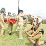 Rektor IPDN Dr. Drs. Hadi Prabowo, M.M saat penyematan wings brevet kepada praja IPDN di Gunung Manglayang.