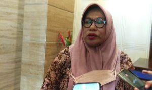 Sekretaris Daerah (Sekda) Kota Bogor, Syarifah Sofiyah saat menjelaskan menganai masih banyaknya warga Kota Bagor yang BAB sembarangan. (YUDHA PRANANDA/JABAR EKSPRES)