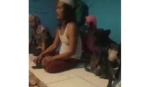 Tangkapan layar video diduga ritual yang diajarkanaliran sesat di Tangerang, Banten.
