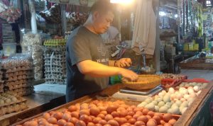 Harga kepokmas mengalami kenaikan jelang ramadan. (Fahminah/Jabar Ekspres)