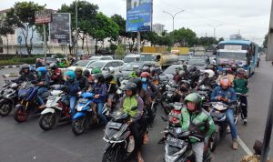 Begini Upaya Dishub Atasi Kemacetan di Kota Bandung Fleksibel, masyarakat Kota Bandung masih tertarik menggunakan kendaraan pribadi, di banding transportasi umum. (SADAM HUSEN SOLEH RAMDHANI/JABAR EKSPRES)