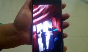 Aksi bullying atau Perundungan kembali terjadi kepada seorang siswi asal Sekolah Menengah Atas Negeri (SMAN) 1 Ciwidey, Kabupaten Bandung.