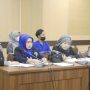 Bakal calon anggota DPD Jawa Barat Euis Ratnaningsih tidak terima dengan keputusan Komisi Pemilihan Umum Jawa Barat (KPU Jabar)