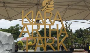UNIK: Wisata Kiara Artha Park merupakan taman kota moderen dengan kampung budaya Korea. (FAHMINAH/JABAR EKSPRES)