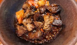 5 Rekomendasi Tempat Makan Wajib Coba di Bandung