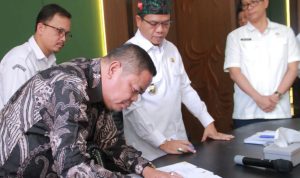 Dua Pasar di Kabupaten Bandung Akan Dikelola Pihak Ketiga dengan Sistem BOT, Begini Pejelasannya! Pemerintah Daerah Kabupaten Bandung (Pemkab) berencana akan segera melakukan revitalisasi Pasar Banjaran dengan alokasikan Rp 125 miliar