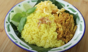 Resep Ayam Suir Serundeng Dan Nasi Kuning Rice Cooker Ala Chef Devina Hermawan