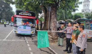 Lepas Rombongan PCNU ke Harlah 1 Abad NU, Kapolresta Bogor Kota Beri Pesan Kamtibmas Lepas Rombongan PCNU ke Harlah 1 Abad NU di Sidoarjo, Kapolresta Bogor Kota Beri Pesan Kamtibmas