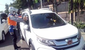 Kerap Timbulkan Kemacetan, Dishub Kota Cimahi Bakal Tertibkan Parkir Liar