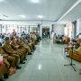 BERI EDUKASI: Ketua PWI Kota Bogor, Arihta Utama Surbakti saat memberikan sambutan di kegiatan Safari Jurnalistik. (Yudha Prananda/Jabar Ekspres)