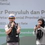 BERIKAN APRESIASI: Gubernur Ridwan Kamil saat Rakor Akbar Penyuluh dan POPT serta Training of Trainer Pendampingan Petani Milenial Provinsi Jawa Barat di Gedung Sate Kota Bandung, Senin (13/2/2023).