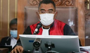 hakim wahyu iman santoso
