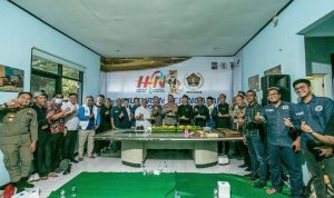 Perwakilan pengurus PWI Kota Bogor usai menggelar doa bersama pada Peringatan HPN 2023 di Sekretariat PWI Kota Bogor, Kamis 9 Februari 2023. (YUDHA PRANANDA/JABAR EKSPRES)