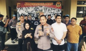 Bejat!! DS Rudapaksa Anak Kandungnya Berkali-Kali Bejat!! DS Rudapaksa Anak Kandungnya Berkali-Kali