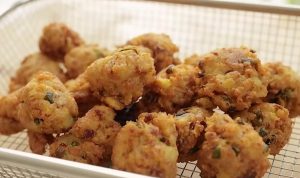 Menu Simpel Ramadhan! Resep Perkedel Kentang Kornet