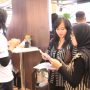 RAMAI PENGUNJUNG: Masyarakat antusias mengunjung salah satu stand pengembang perumahan yang ikut expo gelaran BRI. (HENDRIK MUCHLISON/JABAR EKSPRES)