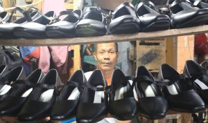 Produksi sepatu Cibaduyut naik 200 persen pasca pandemic Covid-19. (Hendrik Muchlison/Jabar Ekspres)