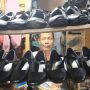 Produksi sepatu Cibaduyut naik 200 persen pasca pandemic Covid-19. (Hendrik Muchlison/Jabar Ekspres)