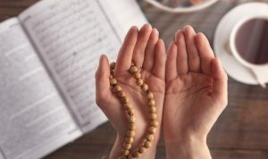 Do'a Adalah Senjata Orang Mukmin, Namun Do'a Juga Bisa Tumpul Akibat Ini !
