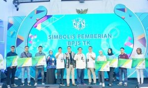 Penerima KUR mendapatkan perlidungan BPJS Ketenagakerjaan.