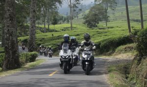 Cari Aman Berkendara Sepeda Sepeda Motor di Bulan Ramadhan
