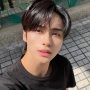 Kyoungyoon DKZ menulis permintaan maaf lantaran ia dan keluarganya sempat terlibat dalam agenda gereja sekte sesat JMS. Instagram/@kyoungyoon_dkz.