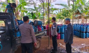 Polisi Tangkap 6 Orang Pengoplos Gas Bersubsid