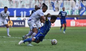 Luis Milla Optimis Bisa Bawa Persib Jadi Juara Meski Masih Ketertinggalan Poin dari PSM Luis Milla Optimis Bisa Bawa Persib Jadi Juara Meski Ketertinggalan Poin