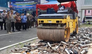 Polres Cimahi Musnahkan Ribuan Knalpot Brong