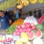 Harga bahan baku takjil meningkat drastis di pasar Cibiuk / Fahminah